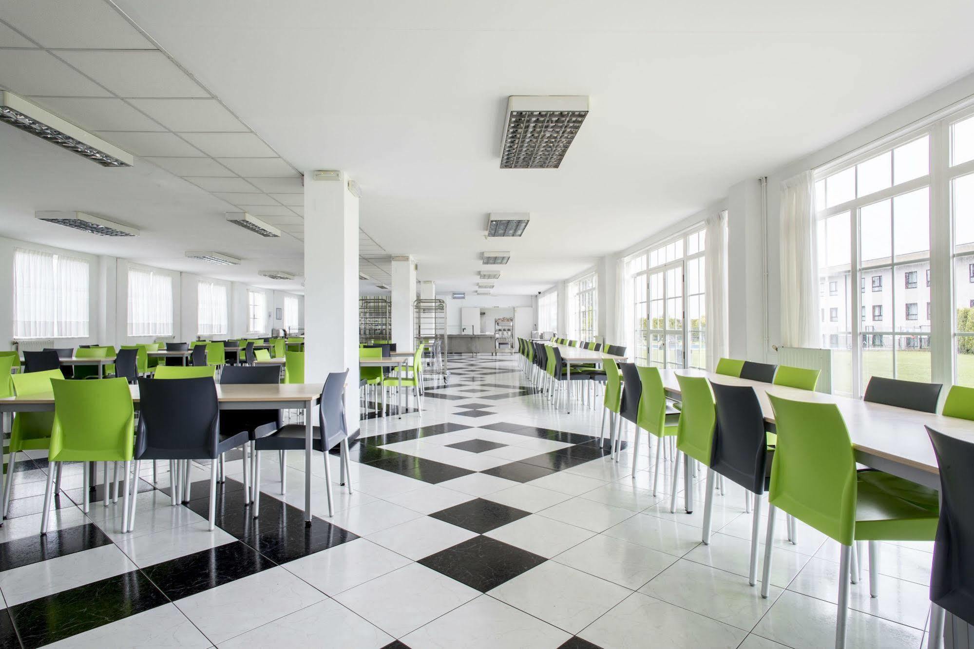 Residencia Universitaria Resa Siglo XXI Culleredo Exteriér fotografie