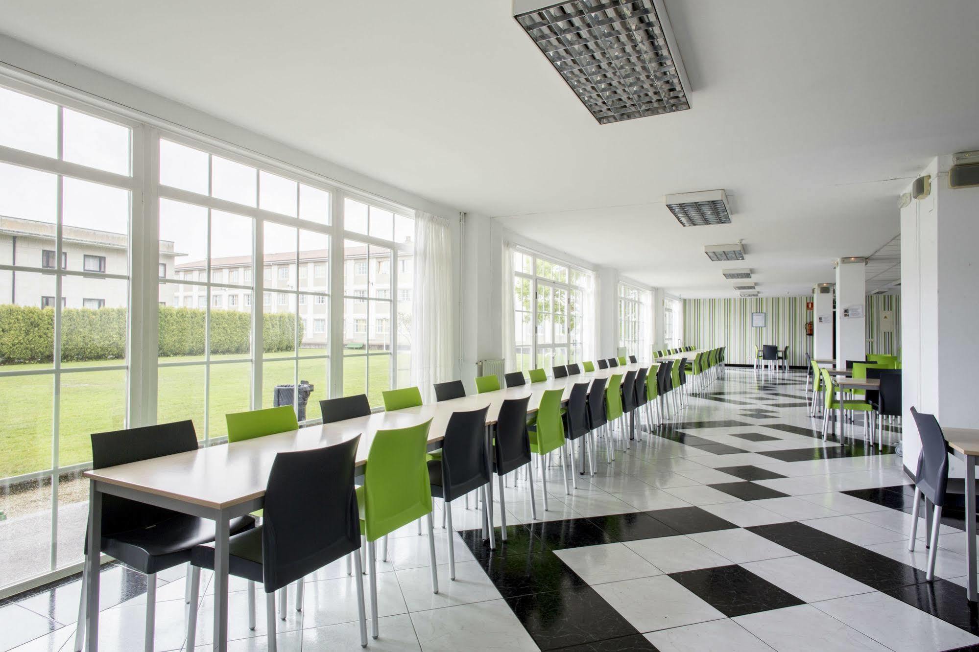 Residencia Universitaria Resa Siglo XXI Culleredo Exteriér fotografie